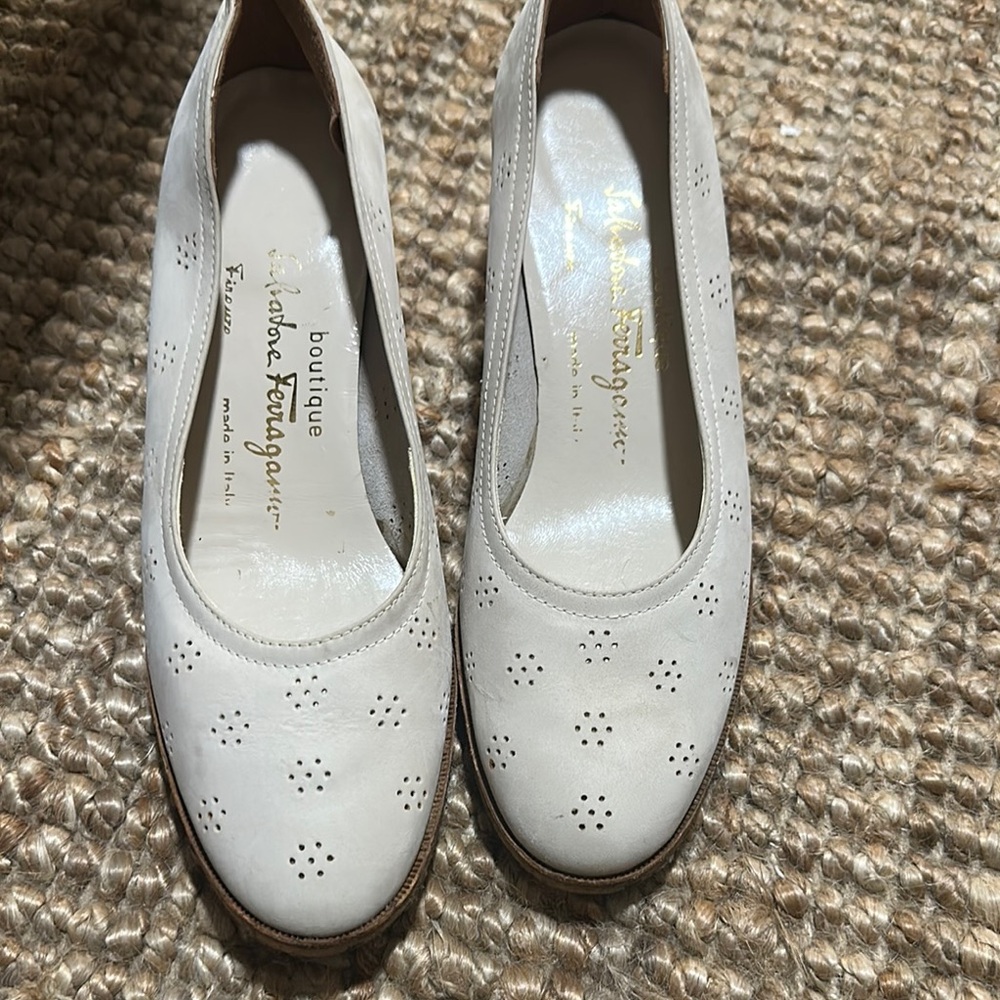 Salvatore Ferragamo White Leather Women's Ballet Flats